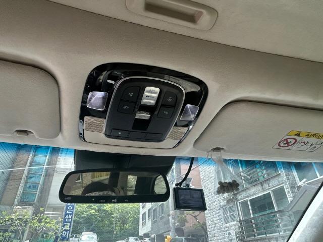 차량 이미지 9