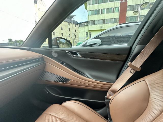 차량 이미지 6