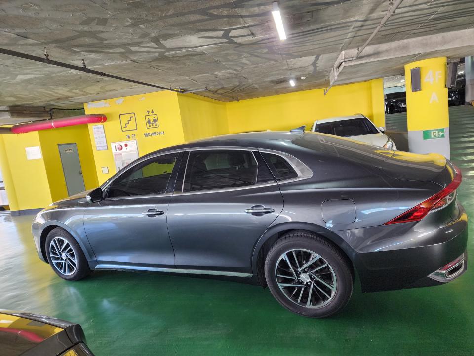 차량 이미지 4