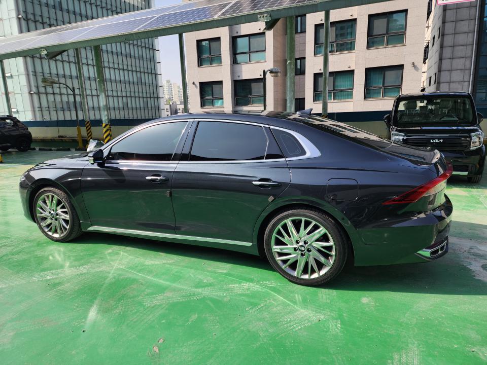 차량 이미지 4