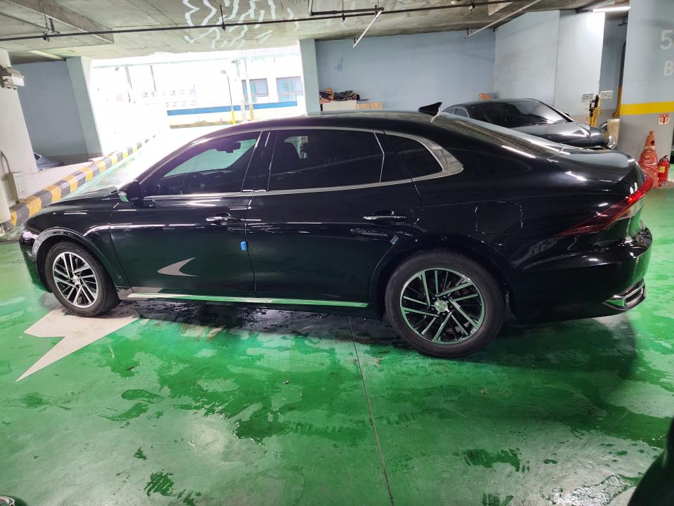 차량 이미지 4