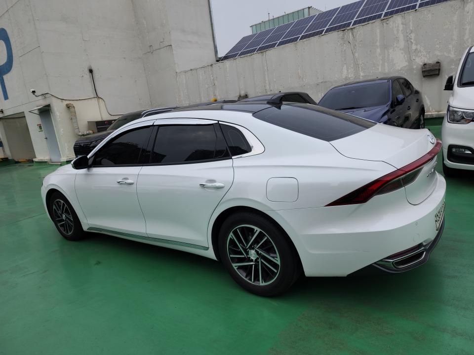 차량 이미지 4