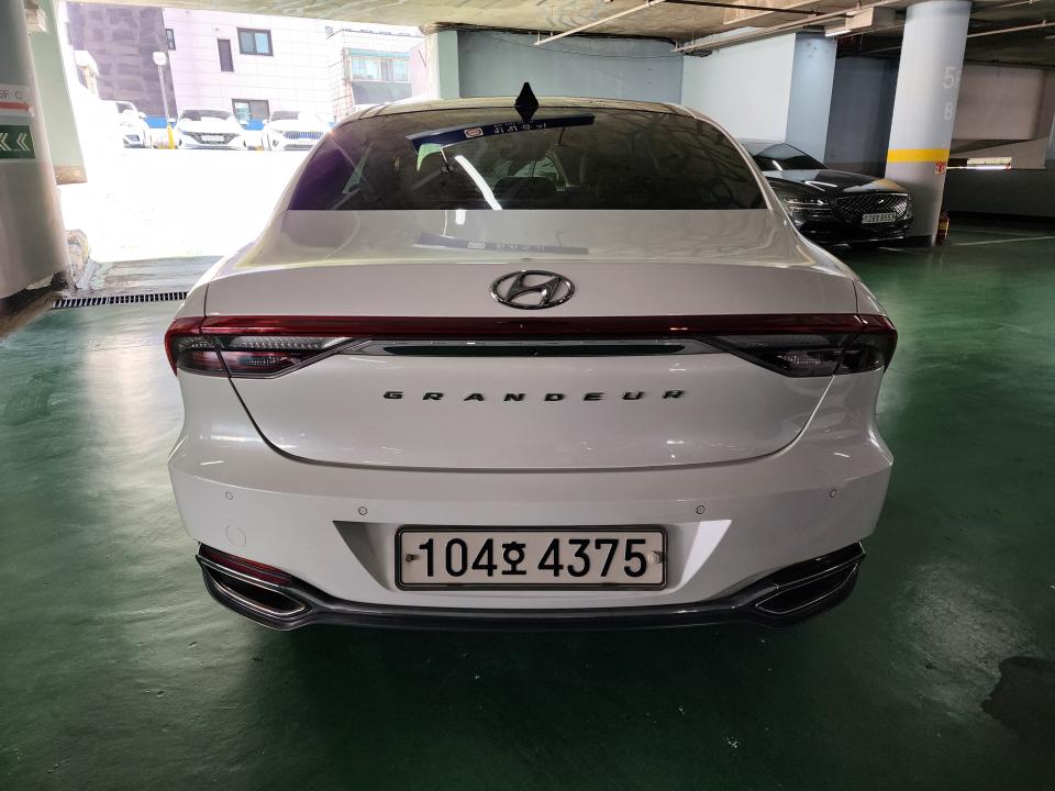 차량 이미지 2