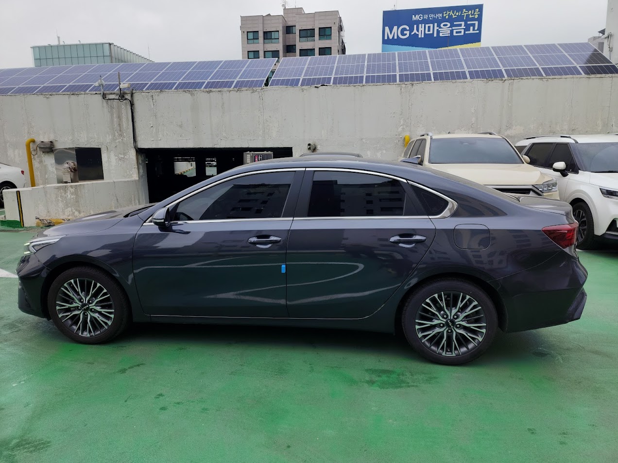 차량 이미지 4