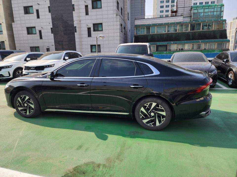 차량 이미지 4
