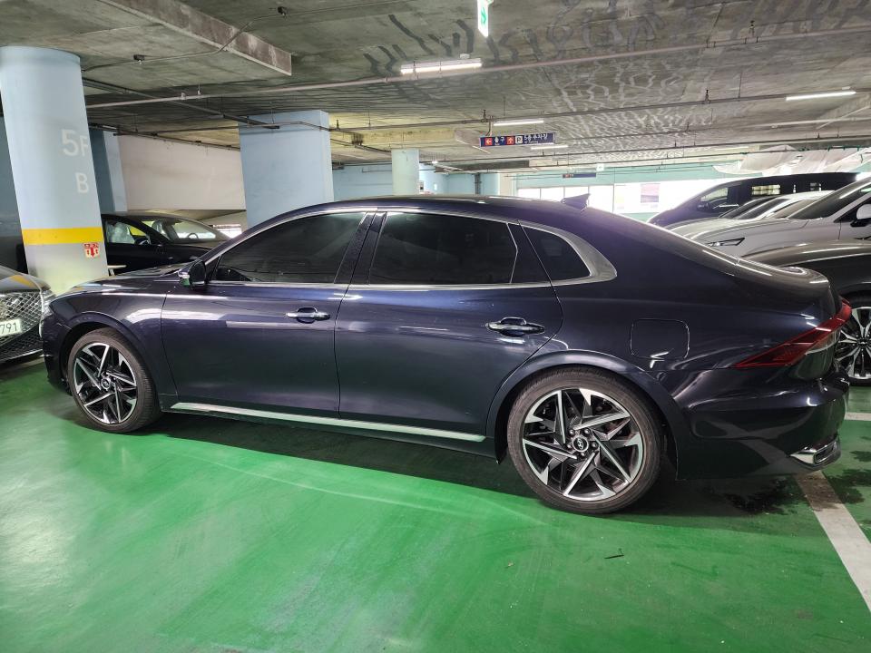 차량 이미지 4