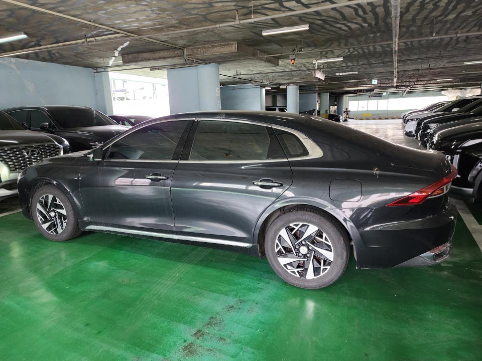 차량 이미지 4