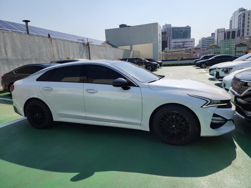 차량 이미지 2