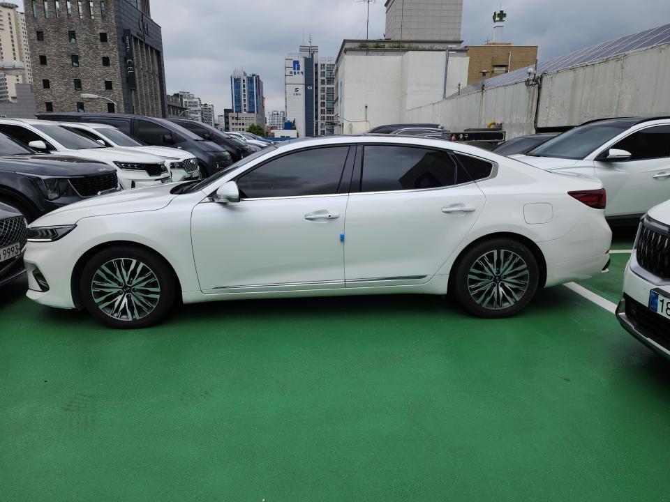 차량 이미지 4